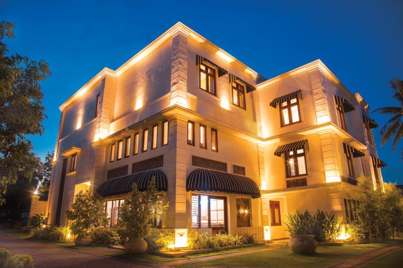 Forever City Hotel Кирибатгода Екстериор снимка