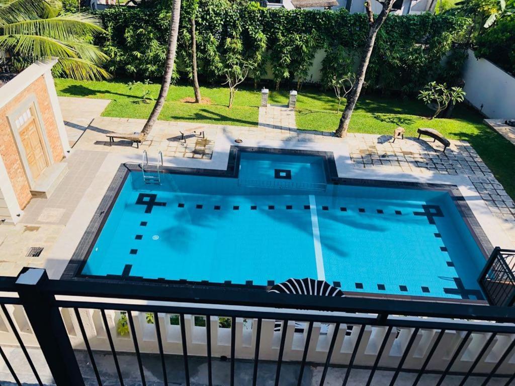 Forever City Hotel Кирибатгода Екстериор снимка